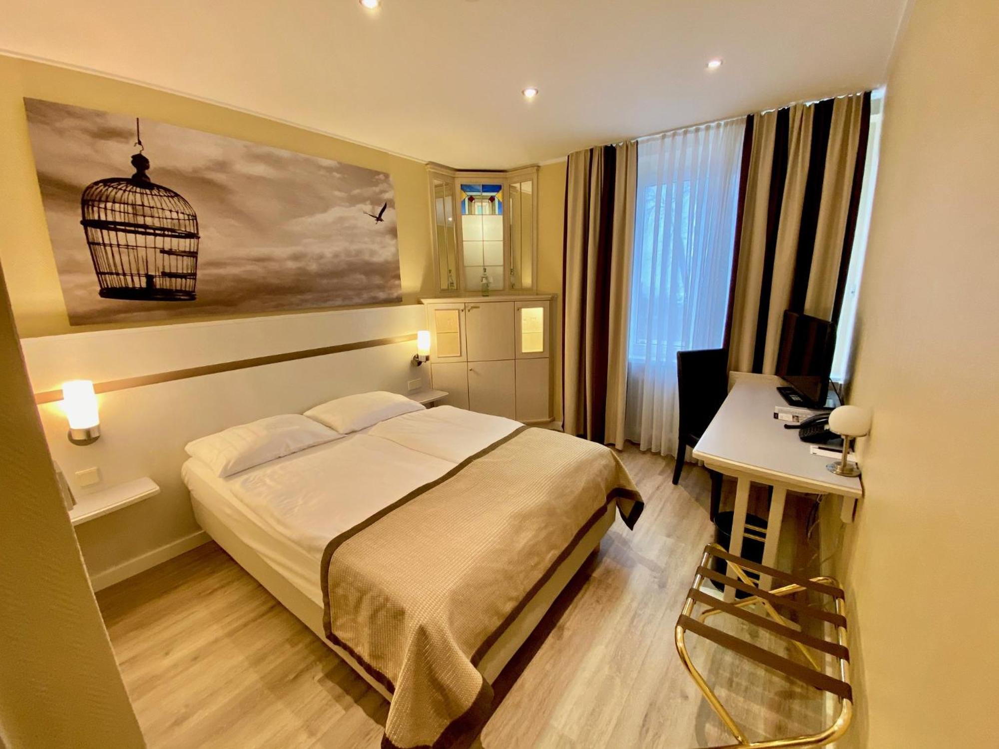 Standard Single Room