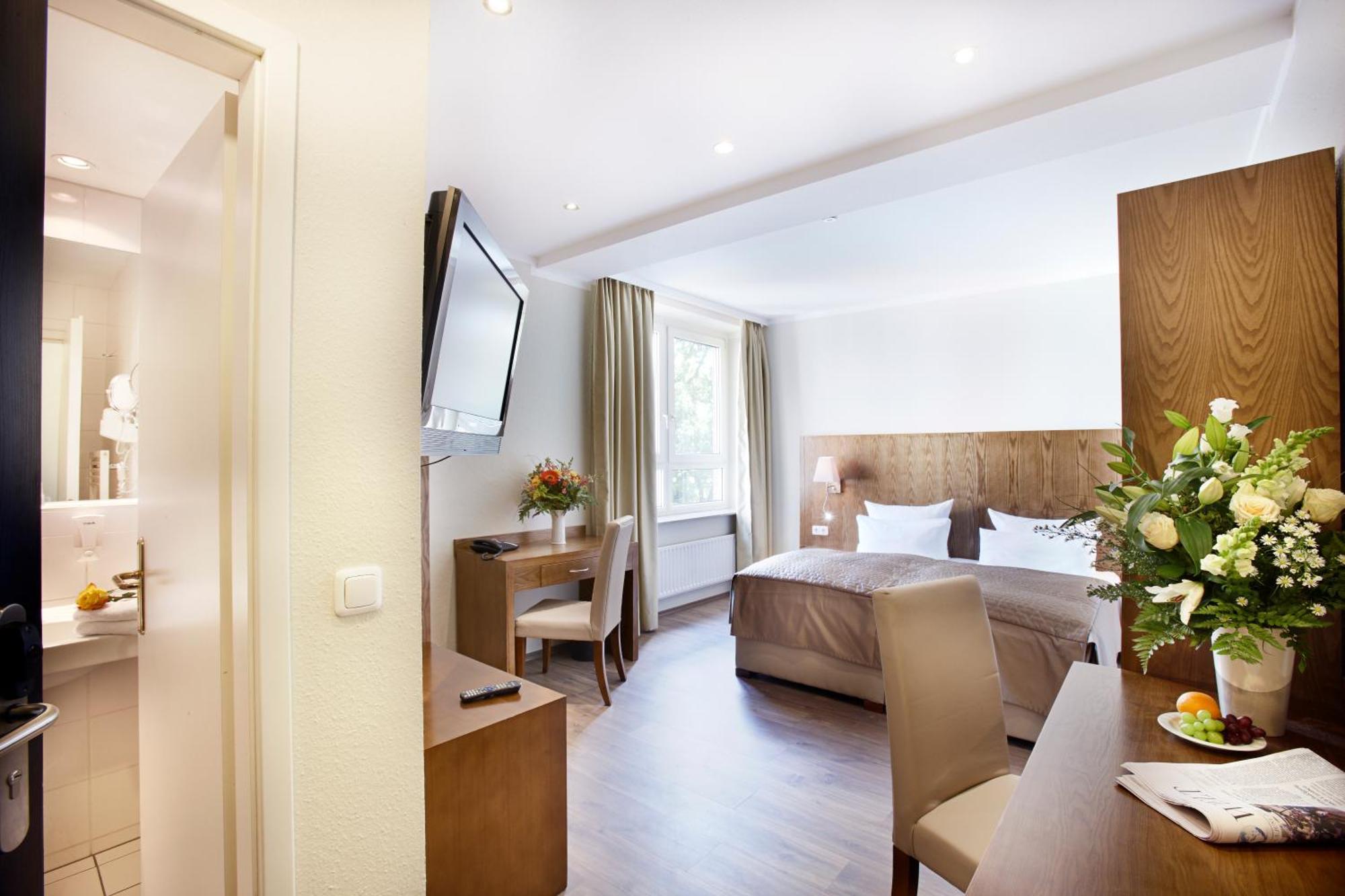 Comfort Twin Room