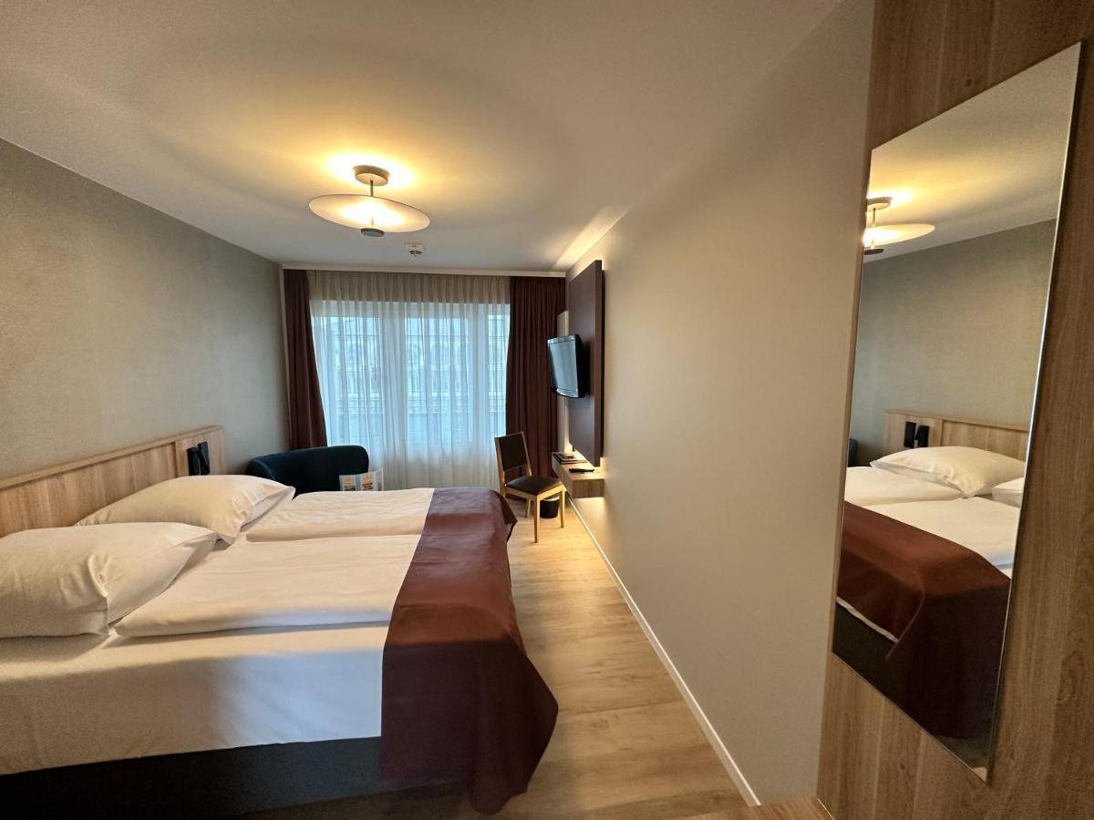 Queen Room Balcony