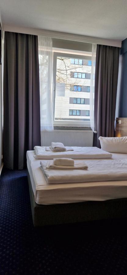 Double Room,1710582382:JPEG