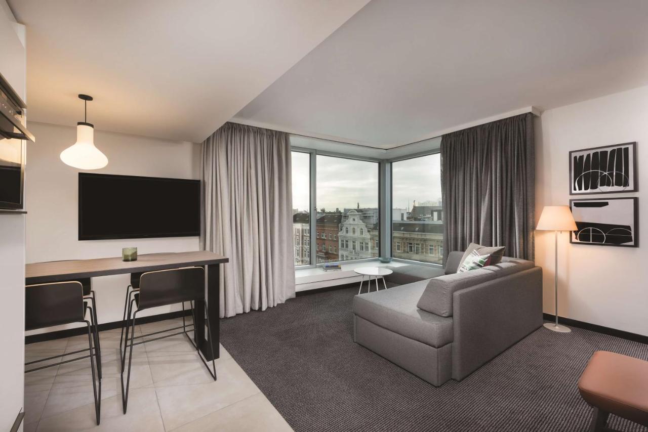 Premier One-Bedroom Apartment