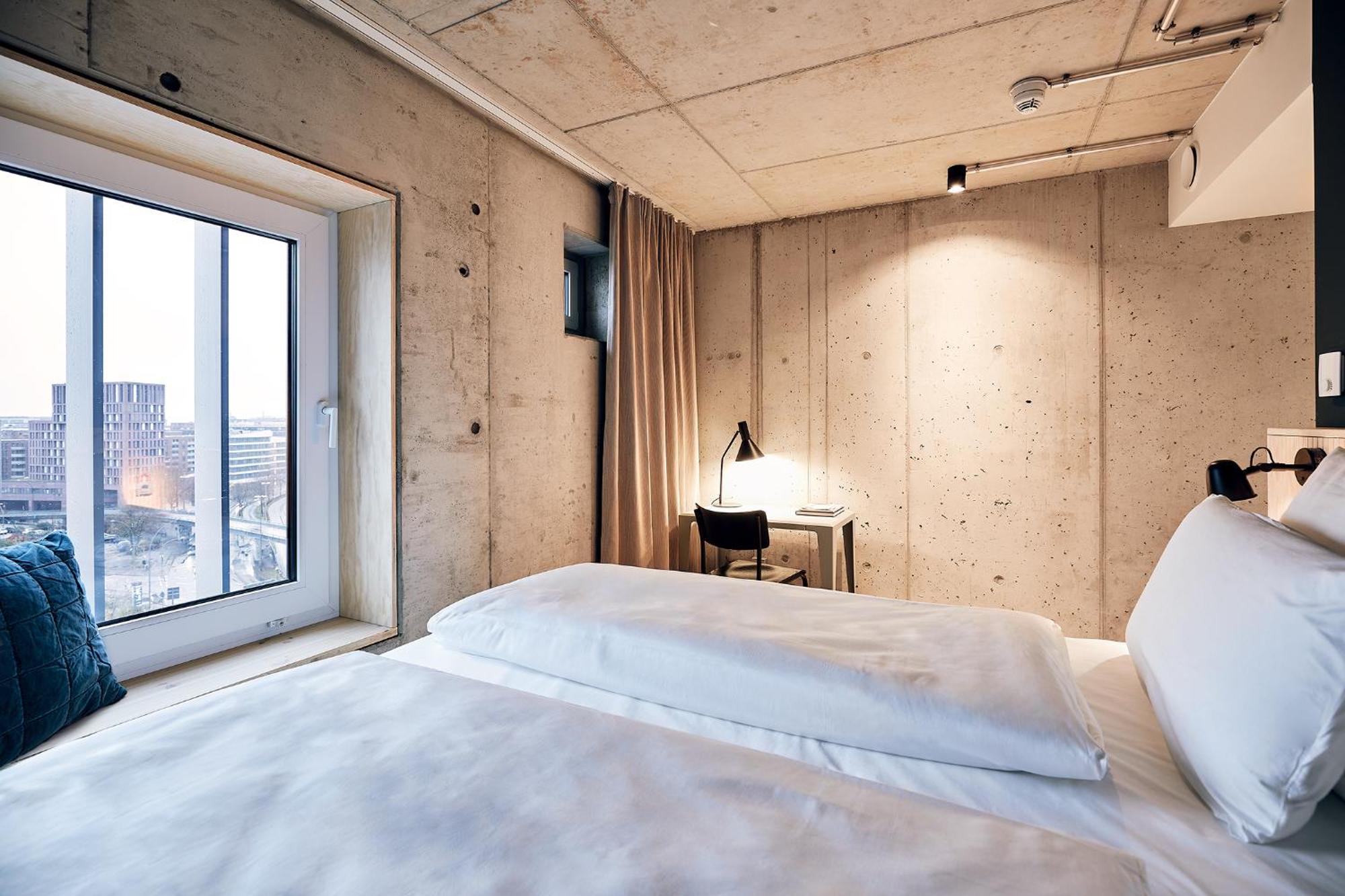 Large Double Room