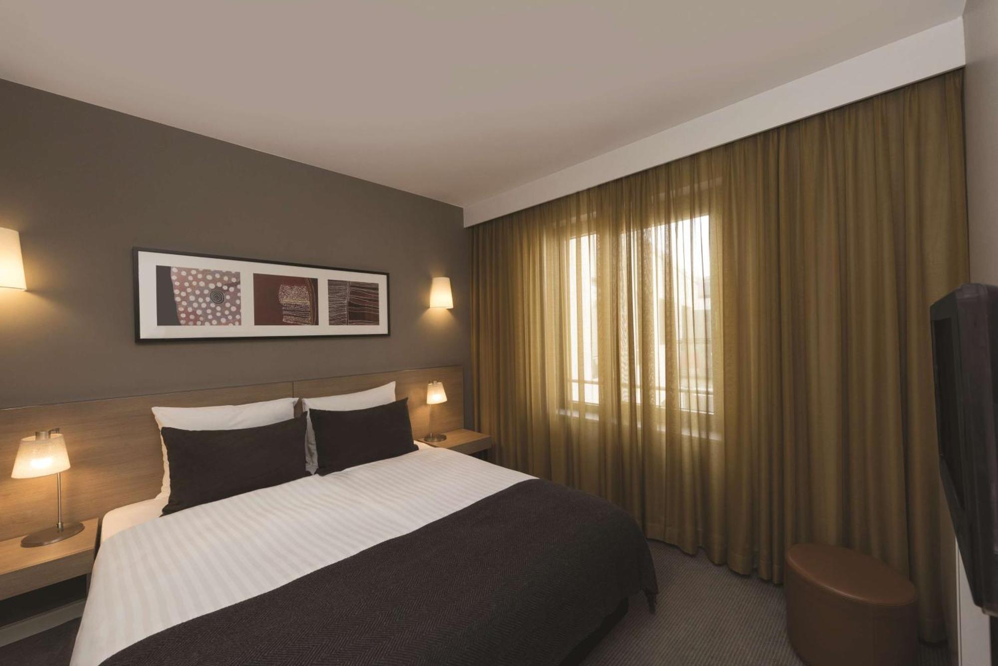 One-Bedroom Apartment,1548217735:JPEG