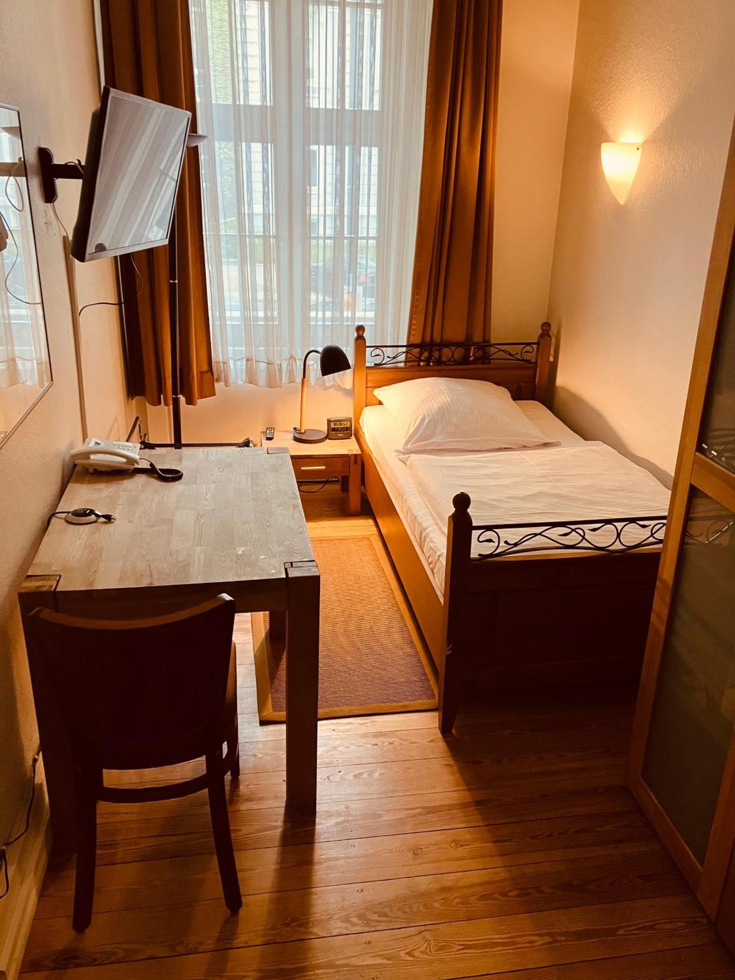 Economy Single Room Shared Toilet
