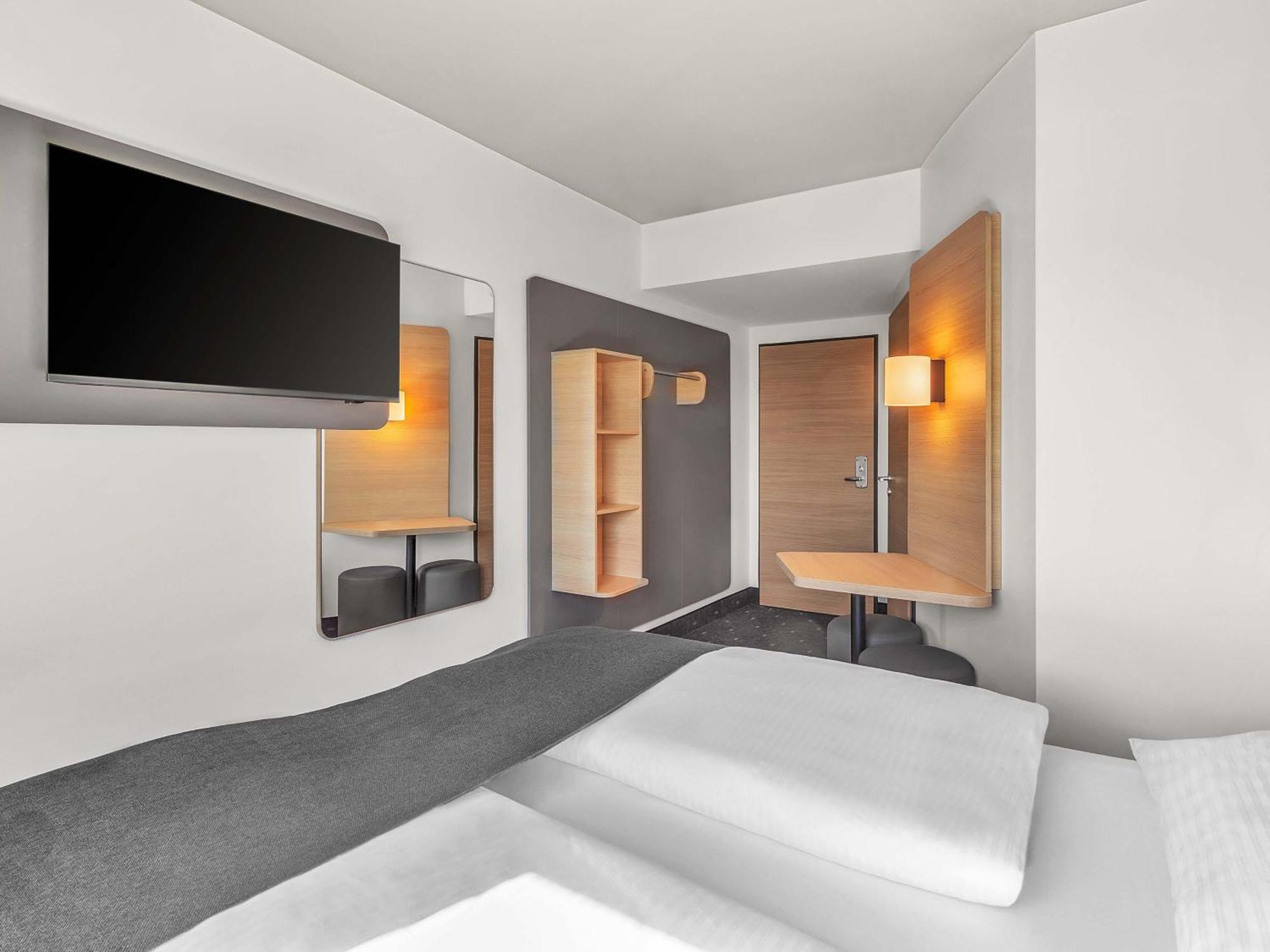 Double Room,1699012078:JPEG