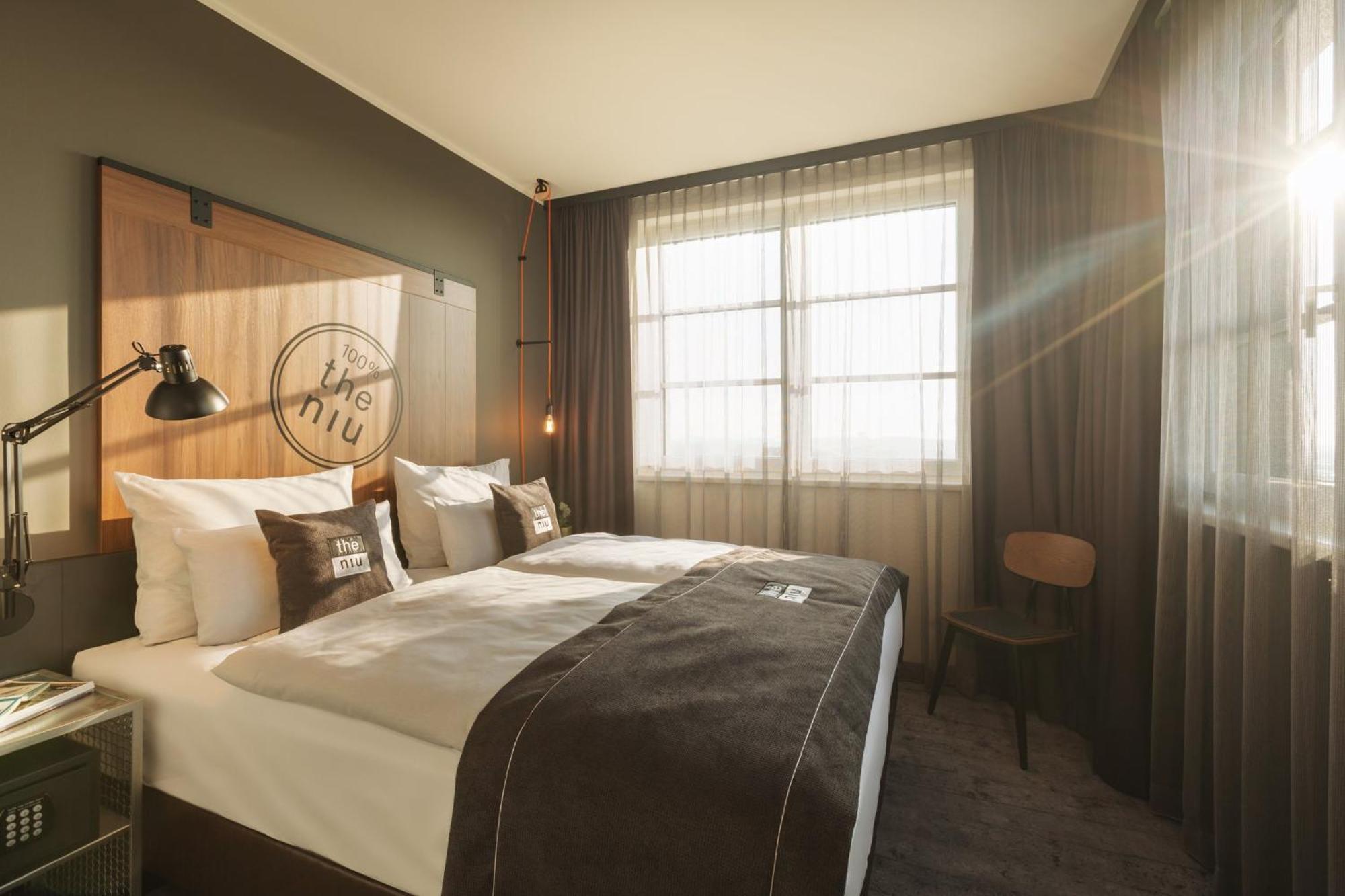 Standard King Room Top Floor