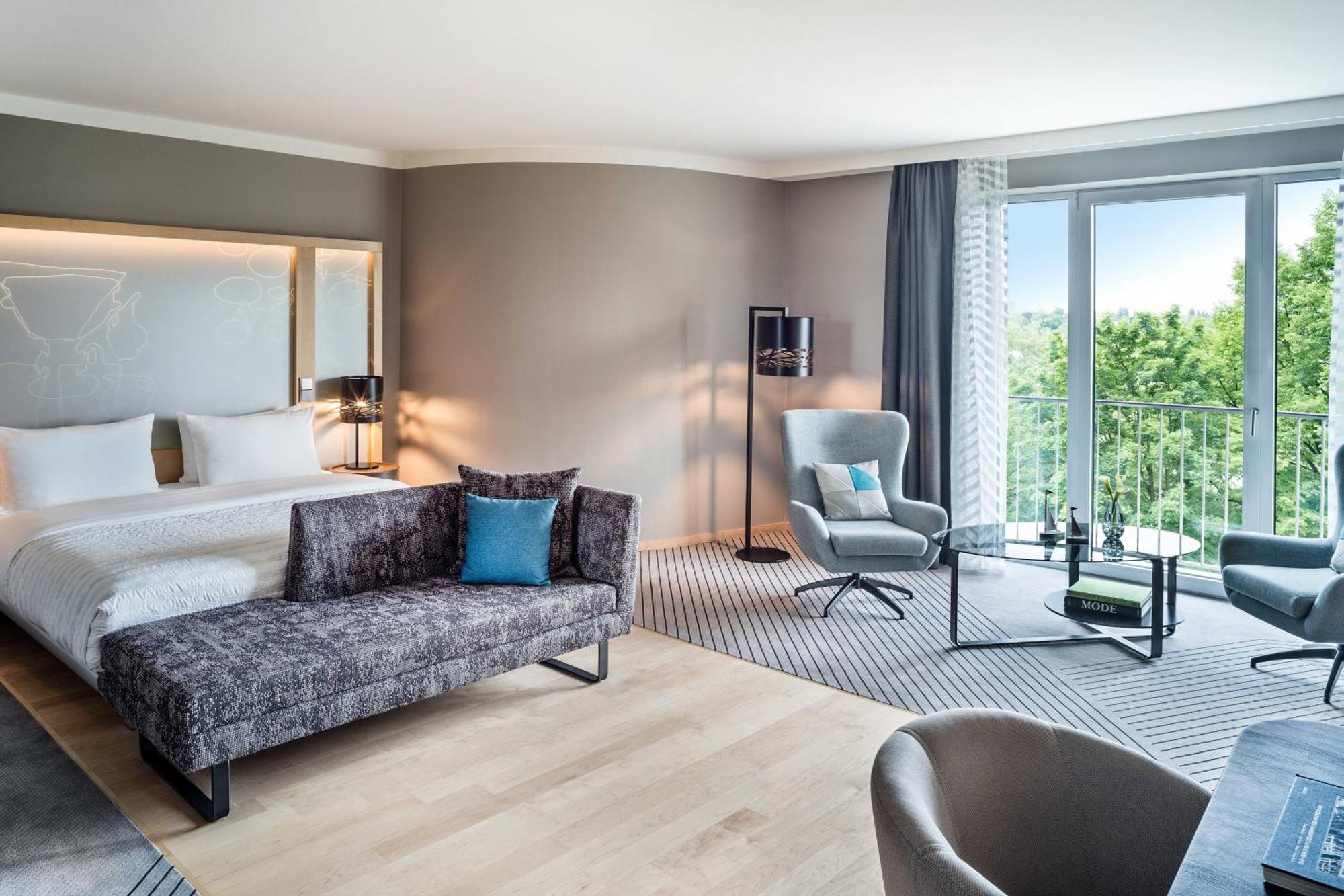 Junior Lake Suite Alster view