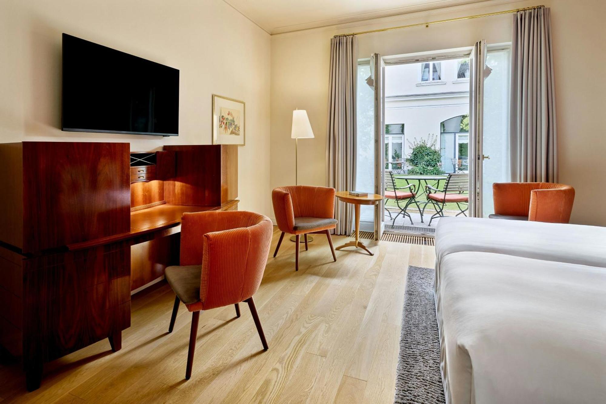 Deluxe Double Room Garden View