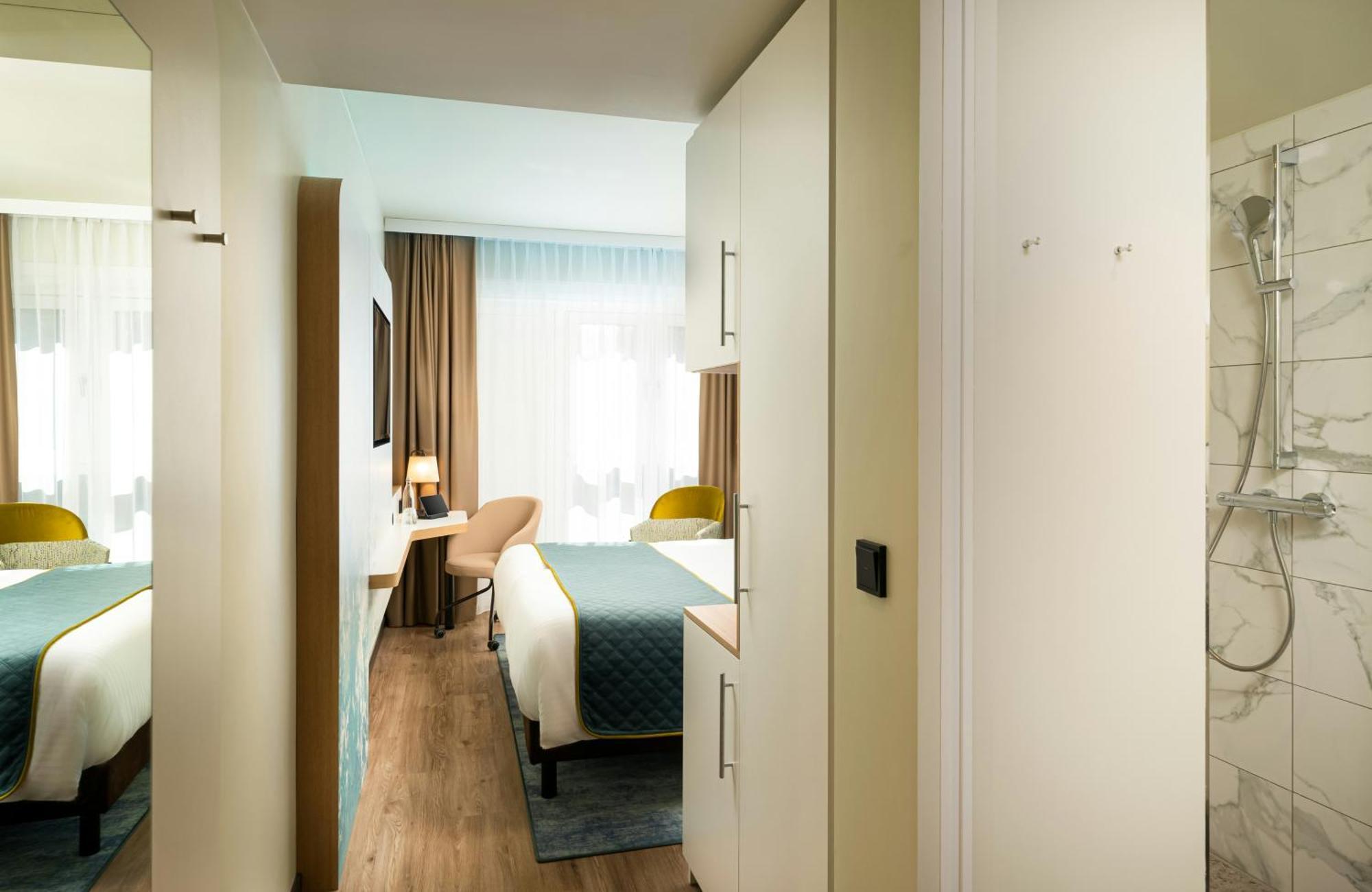 Comfort Twin Room