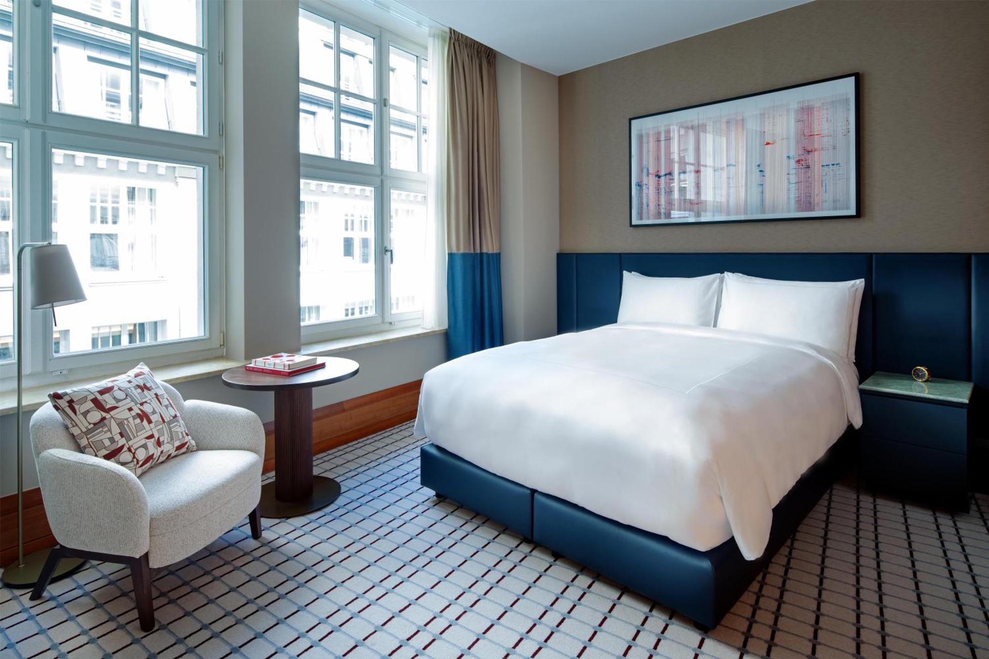 Deluxe King Room Mobility Accessible