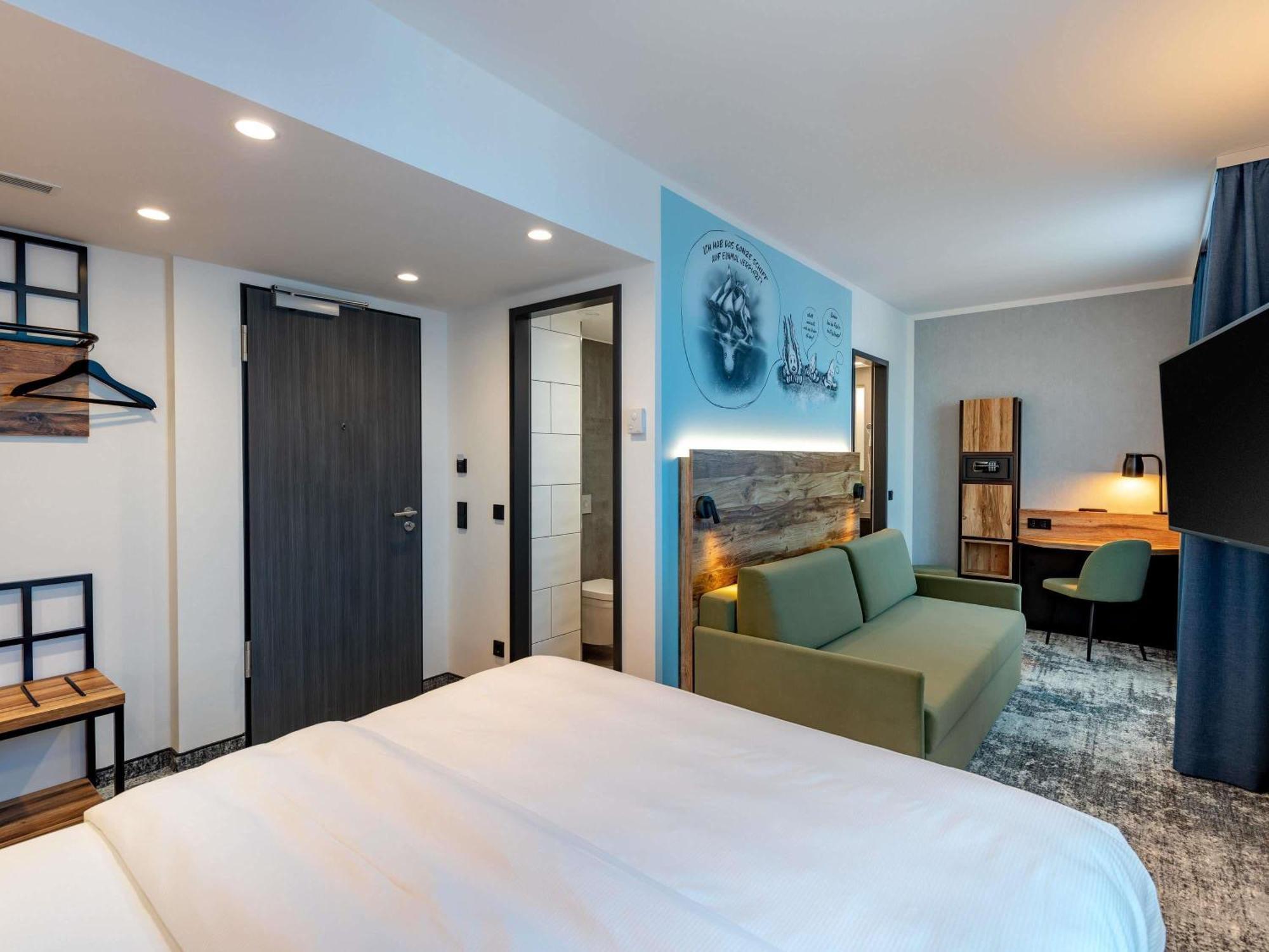Modern Family Room One Double Bed One Sofa