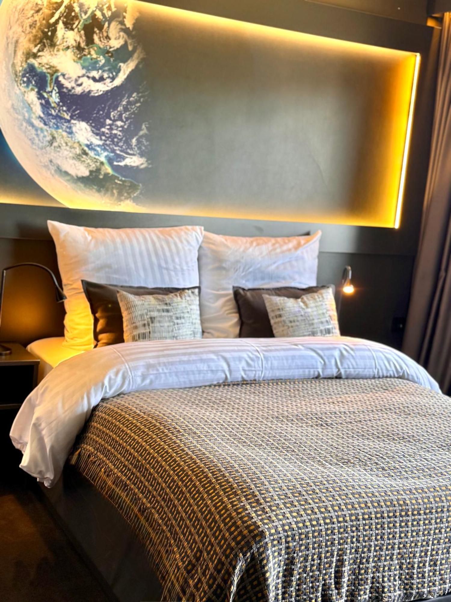 Cosmos Double Room