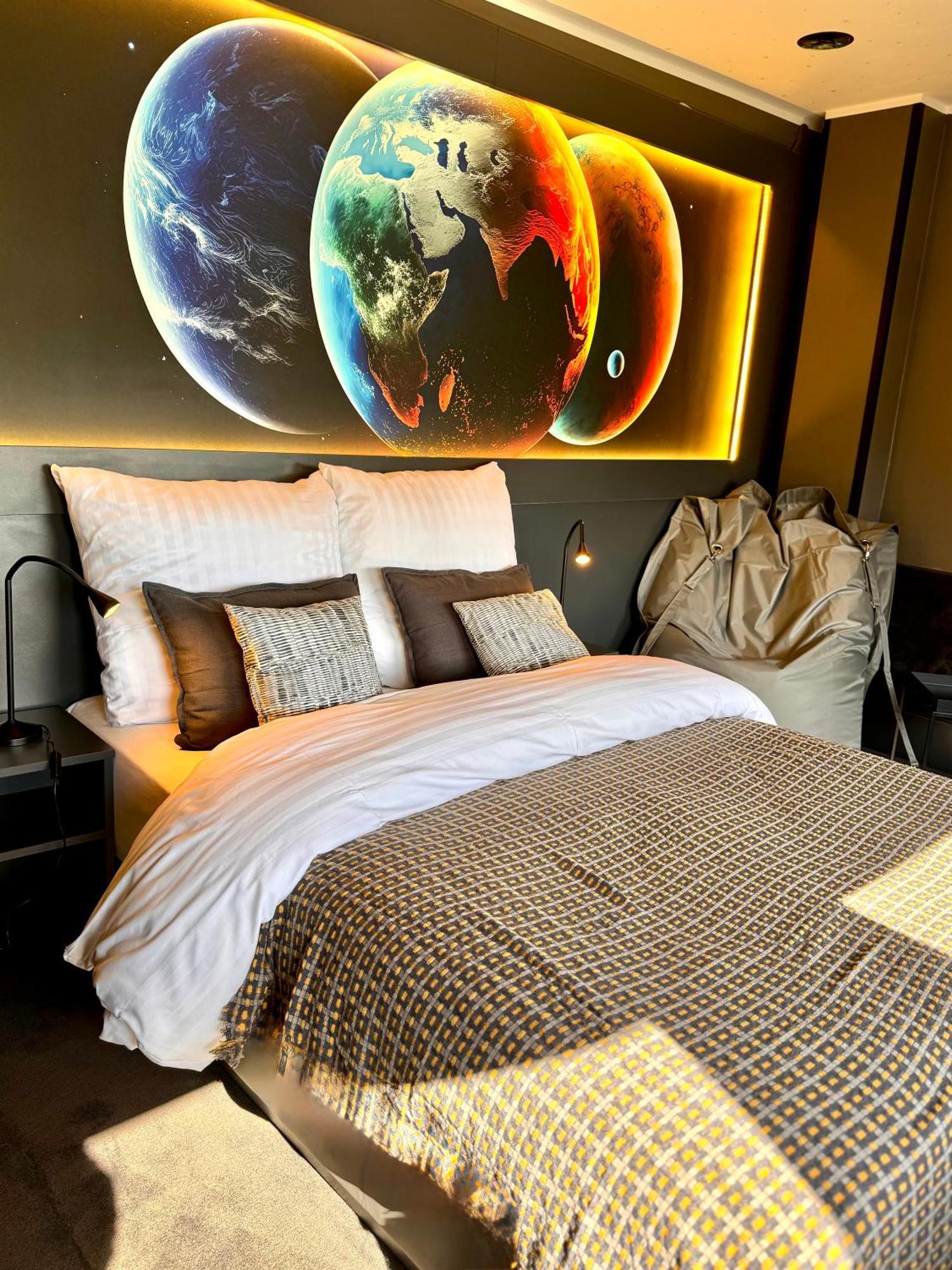 Cosmos Double Room