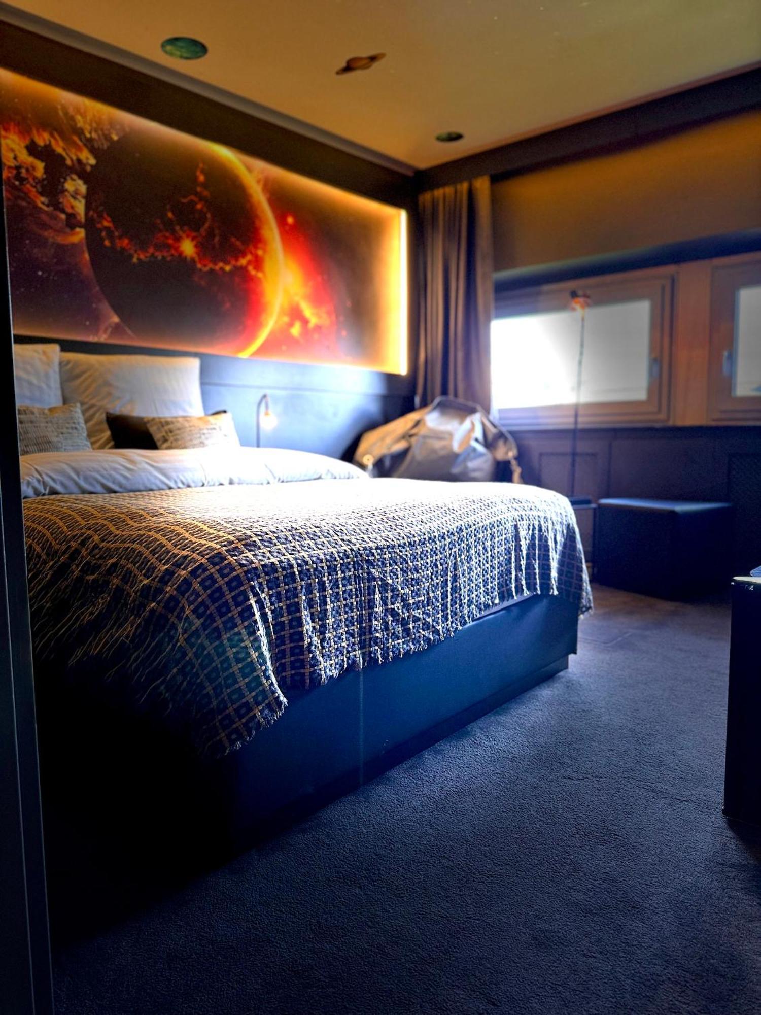 Cosmos Double Room