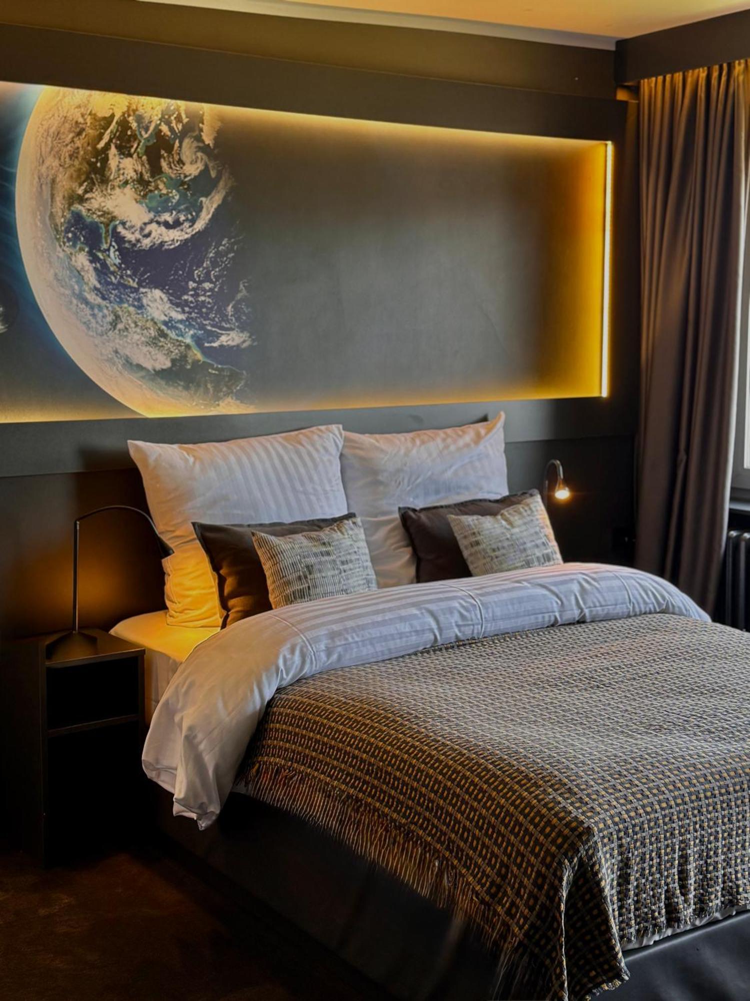 Cosmos Double Room