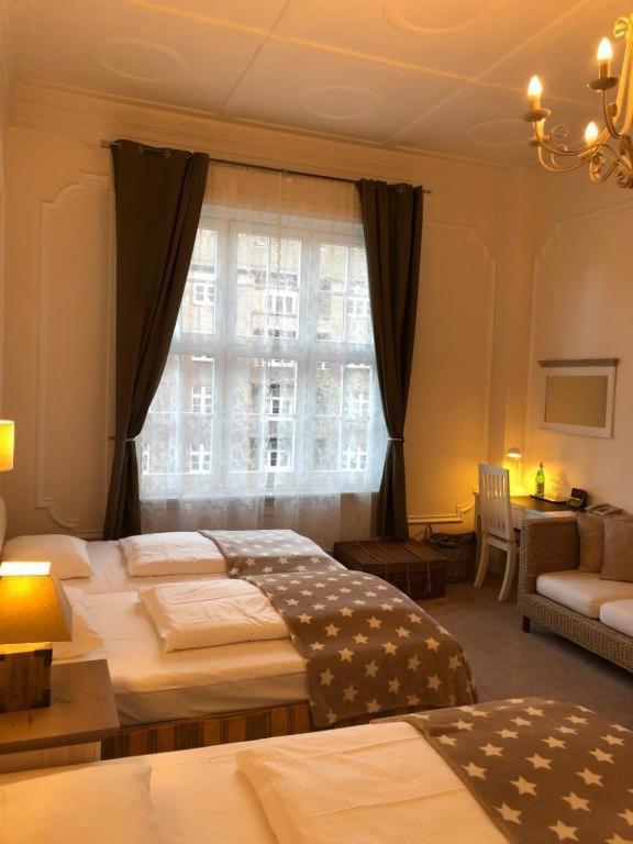 Familienzimmer (4 Personen)