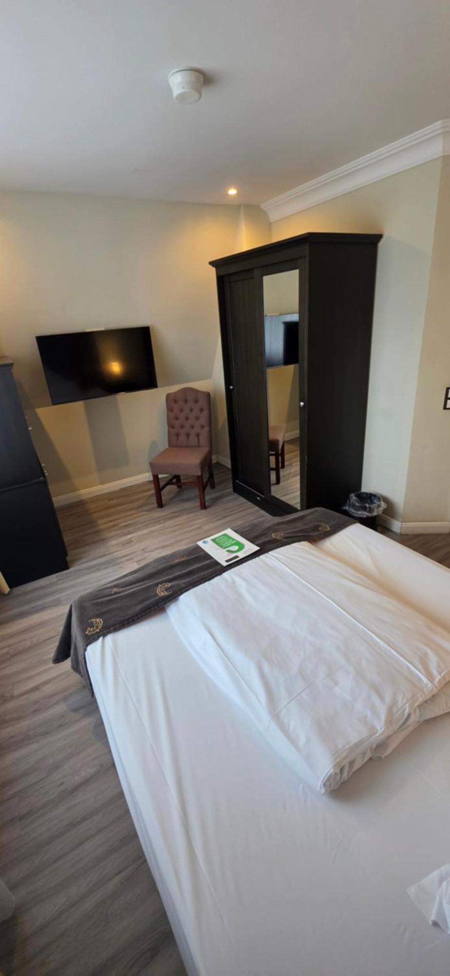 Comfort Queen Size Single Room