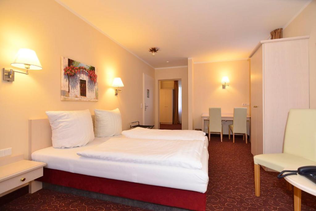 Dreibettzimmer