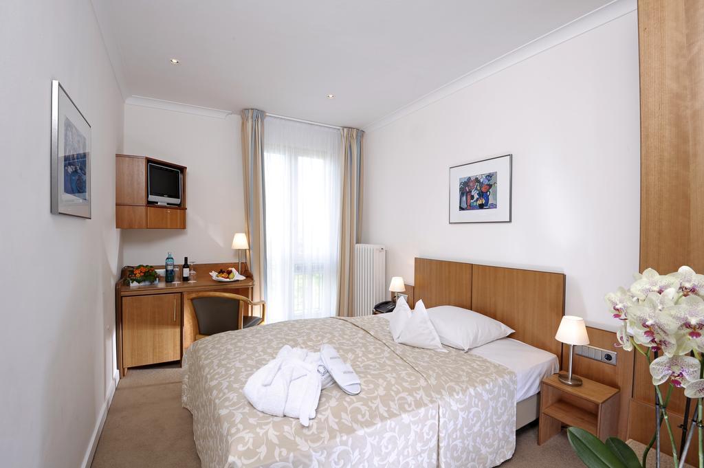 Small Double Room