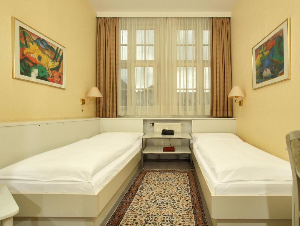 Zweibettzimmer
