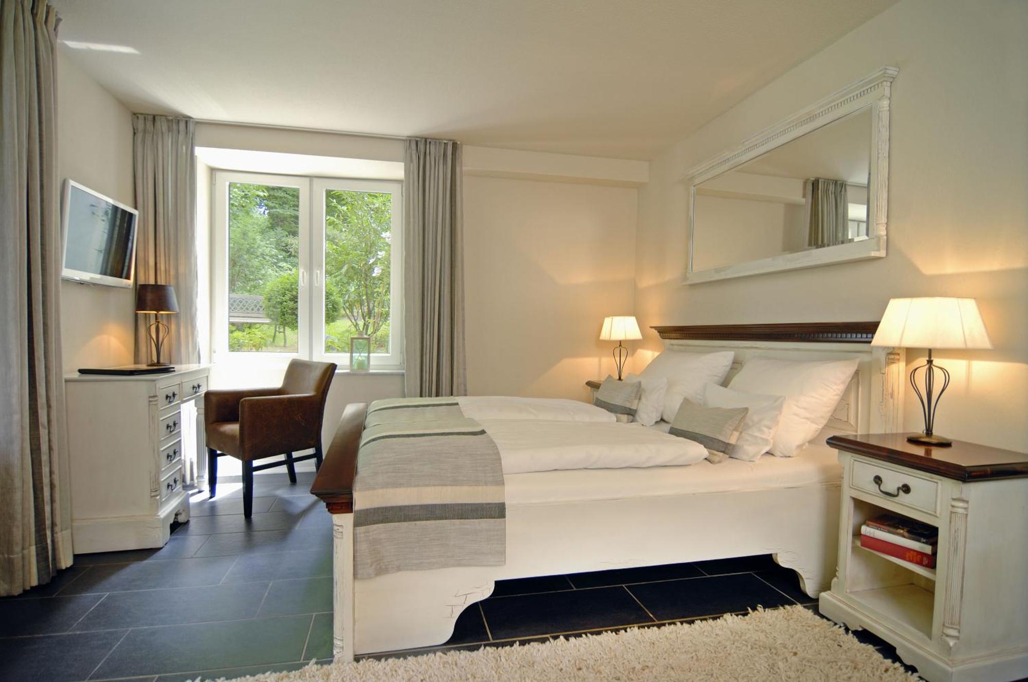 Double Room Souterrain