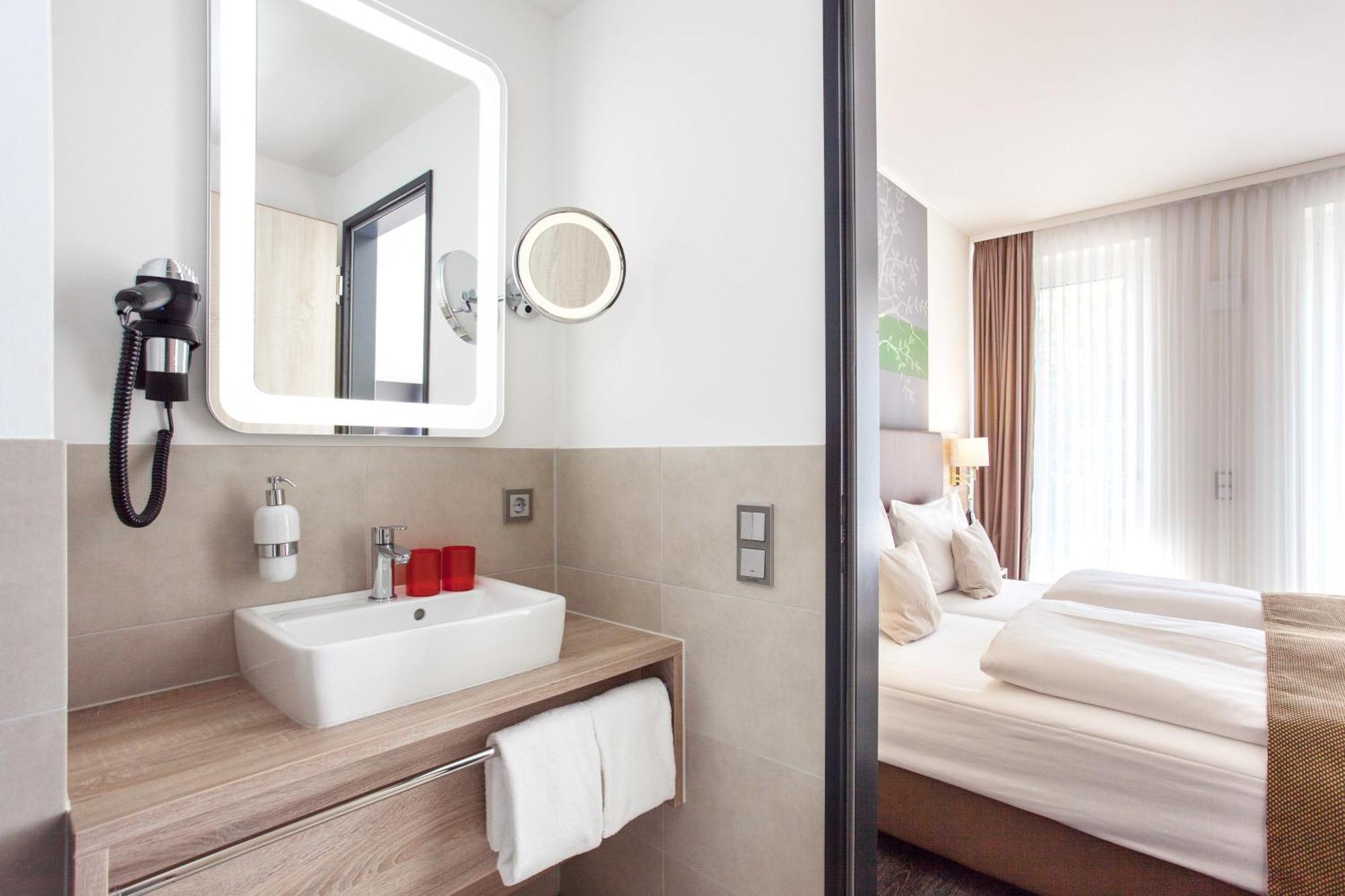 Single Room Medium