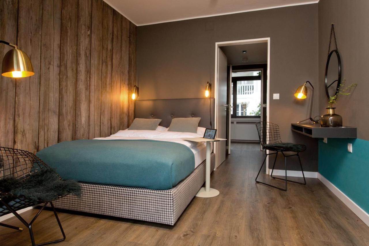Single Room Balcony