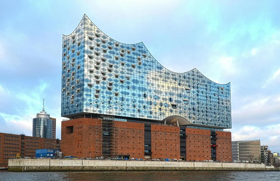 Holiday Inn - The Niu, Yen Hamburg City By Ihg-1