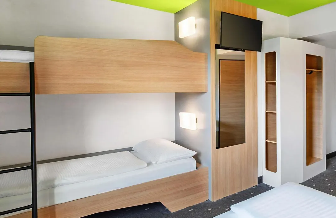 B&B Hotel Hamburg-Wandsbek-1