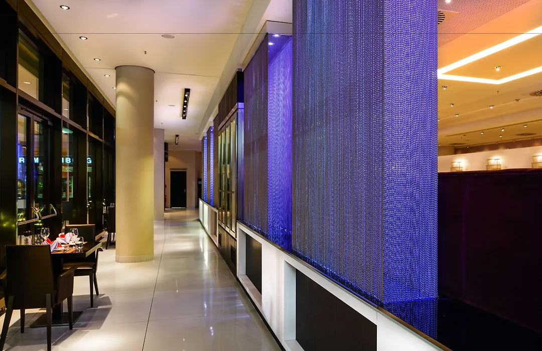 Radisson Blu Hotel, Hamburg-1
