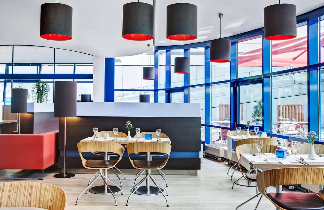 IntercityHotel Hamburg Altona-1