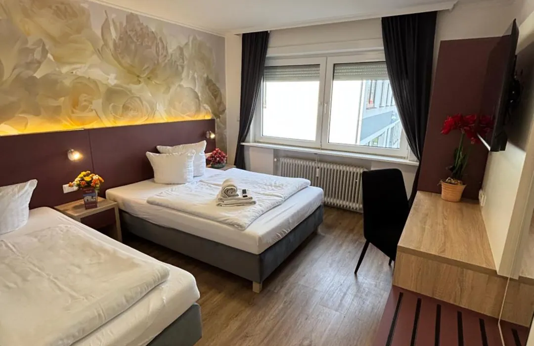 Hotel Meiendorfer Park Free Parking-1