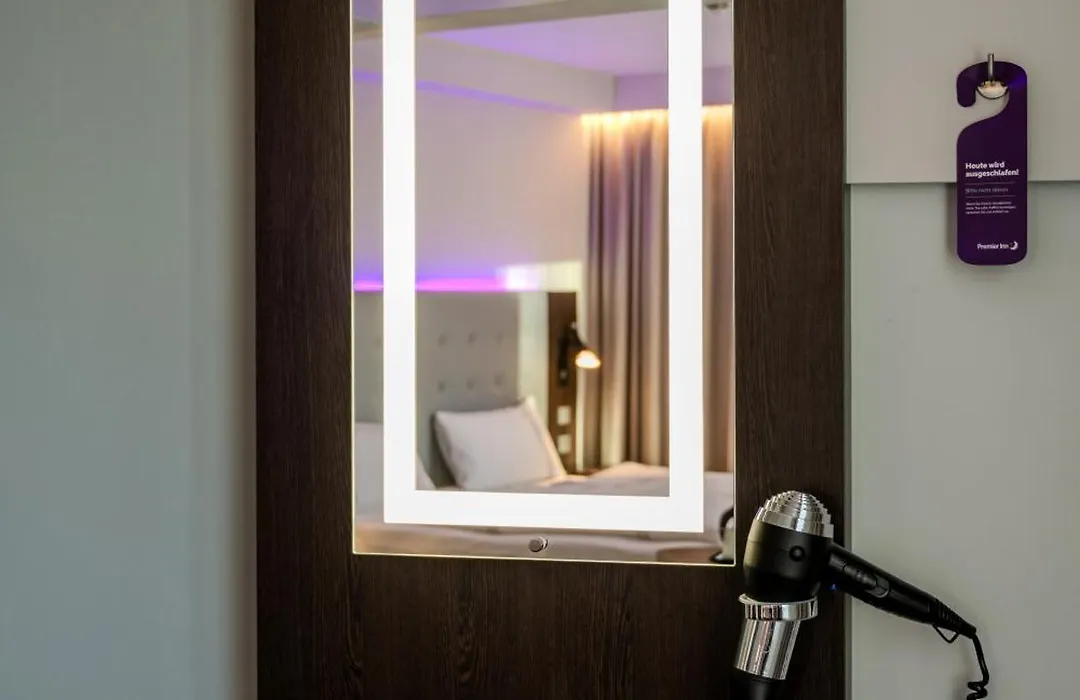 Premier Inn Hamburg City Hammerbrook-1