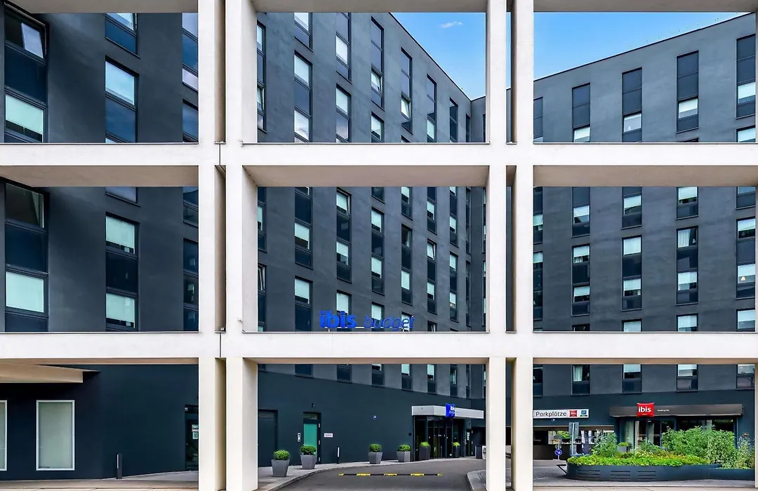 Ibis Budget Hamburg City-1