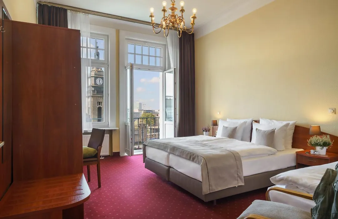 Garner Hotel Hamburg St. Georg By Ihg-1