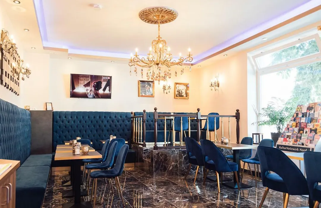 Hotel Hamburger Perle By Uniqstay-1
