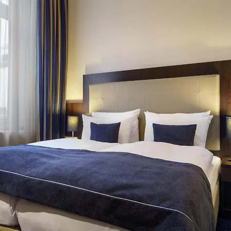 Hotel Continental Hamburg Hauptbahnhof-2