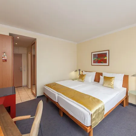 Novum Hotel Ambassador-3