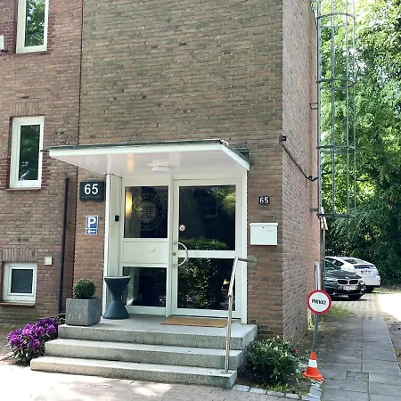 Academy Lodge Boardinghouse-3