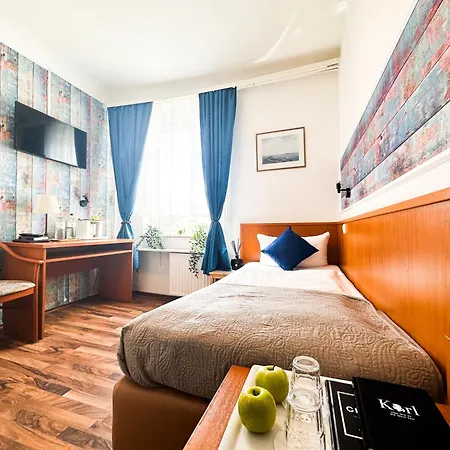 Hotel Condor-2