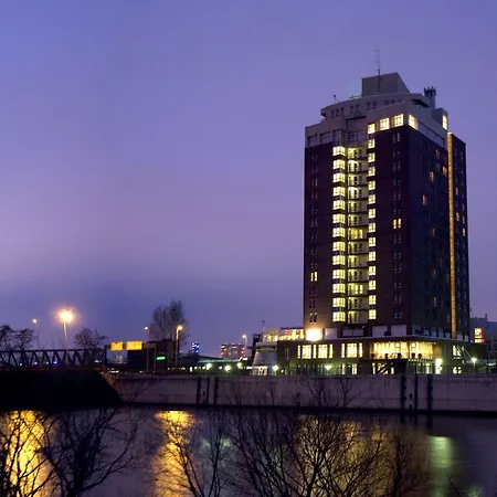 Hi Hotel International Hamburg-3