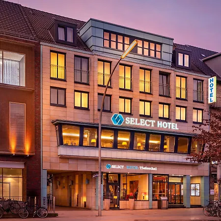 Garner Hotel Hamburg - Wandsbek Marktplatz by IHG-2
