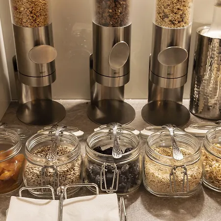 Apricot Hotel-2