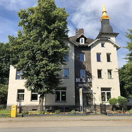 M&M Hotel - Wilhelmsburg-3