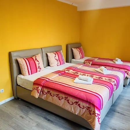 M&M Hotel - Wilhelmsburg-2