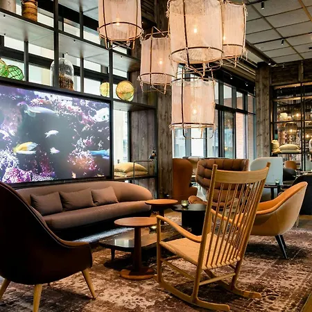 Motel One Hamburg-Fleetinsel-2