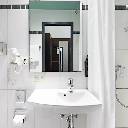 Garner Hotel Hamburg - Graf Moltke By Ihg-2