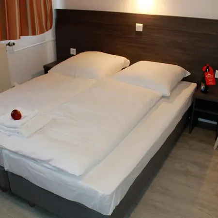 Pionier Hotel Hamburg Wandsbek Self Check-In-3